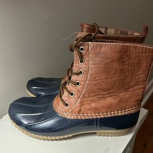 Brown and Navy Lace-Up Duck Boots